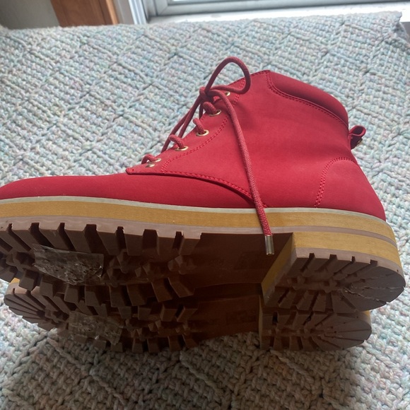 🦊 Newly listed red beauties. EUC - Picture 5 of 13